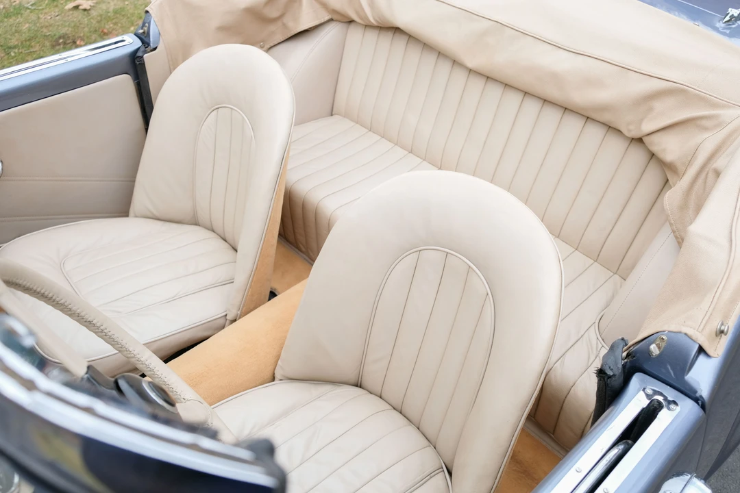 1963 Daimler SP250 - Image 12 of 16