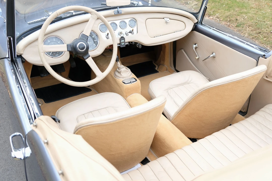 1963 Daimler SP250 - Image 4 of 16