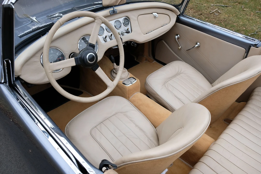 1963 Daimler SP250 - Image 14 of 16