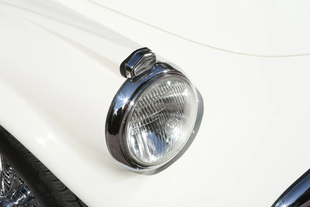 1963 Daimler SP250 - Image 27 of 29