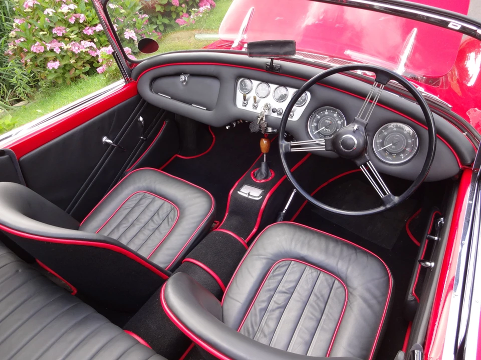1963 Daimler SP250 - Image 4 of 4