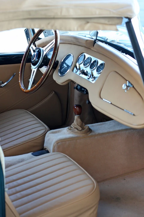 1963 Daimler SP250 - Image 5 of 7