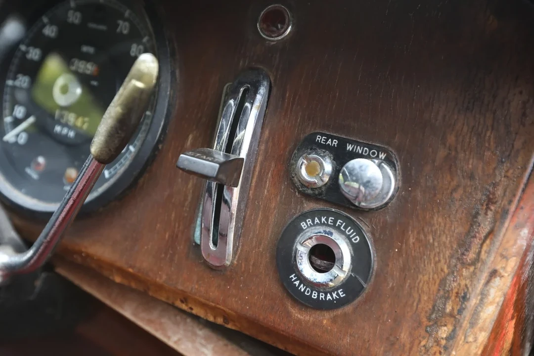 1963 Daimler SP250 - Image 25 of 30