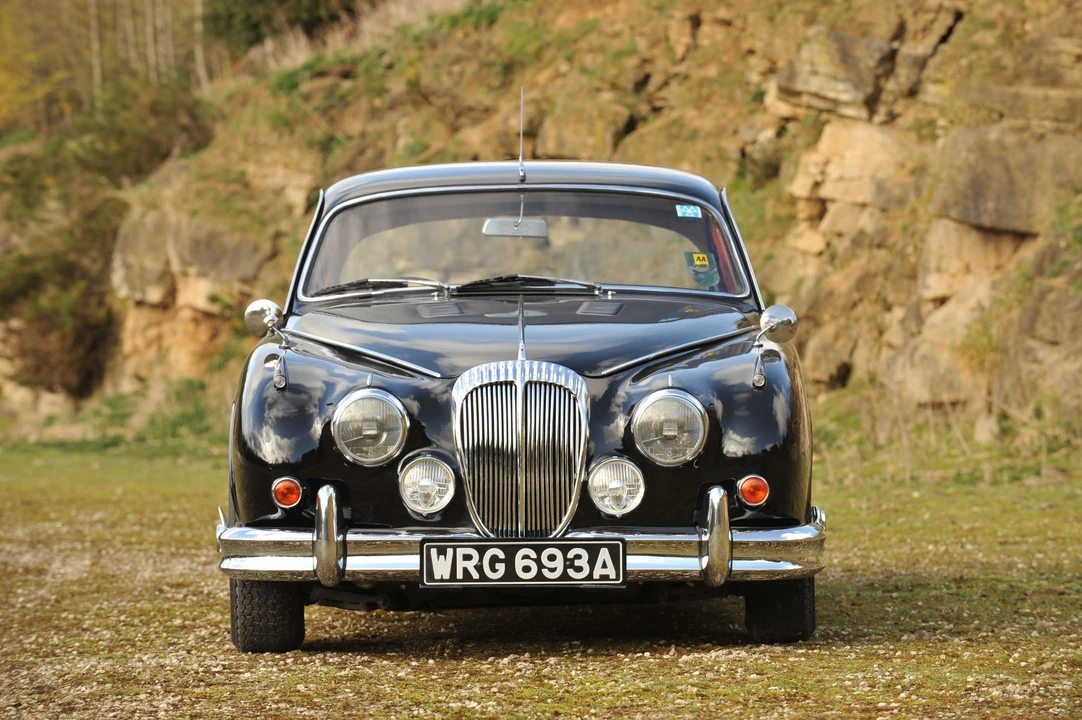 1963 Daimler - Image 3 of 7