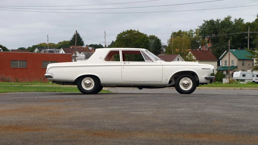 1963 Dodge 330 & 440 & 880 - Image 2 of 12