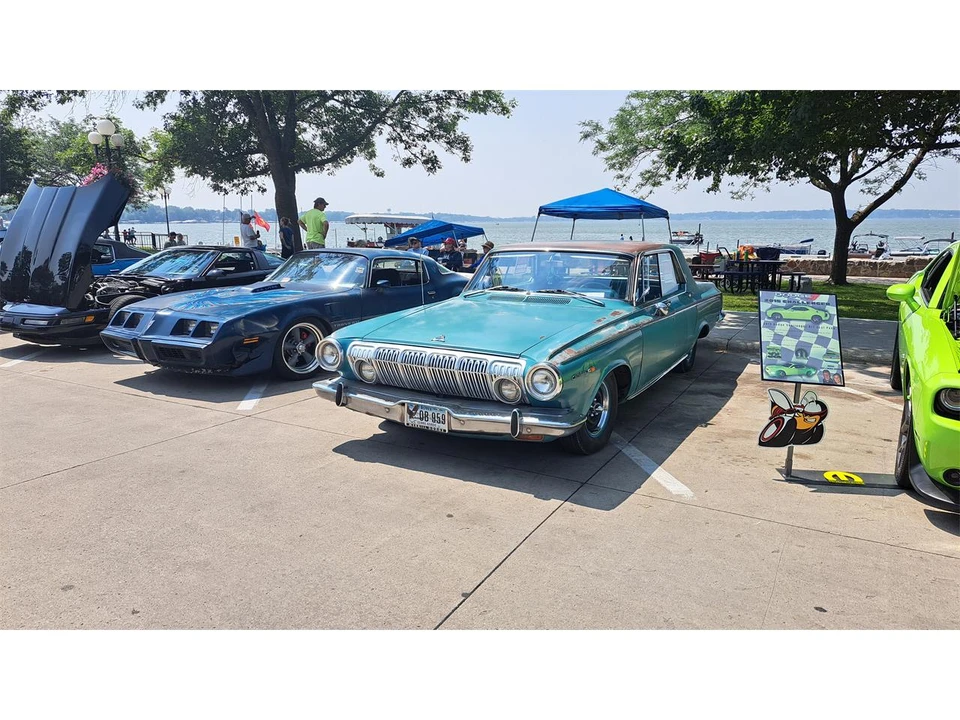 1963 Dodge 330 & 440 & 880 - Image 13 of 17