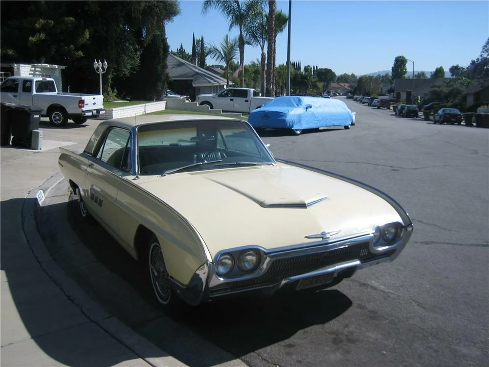 1963 Ford Thunderbird 3rd Gen - Image 2 of 5