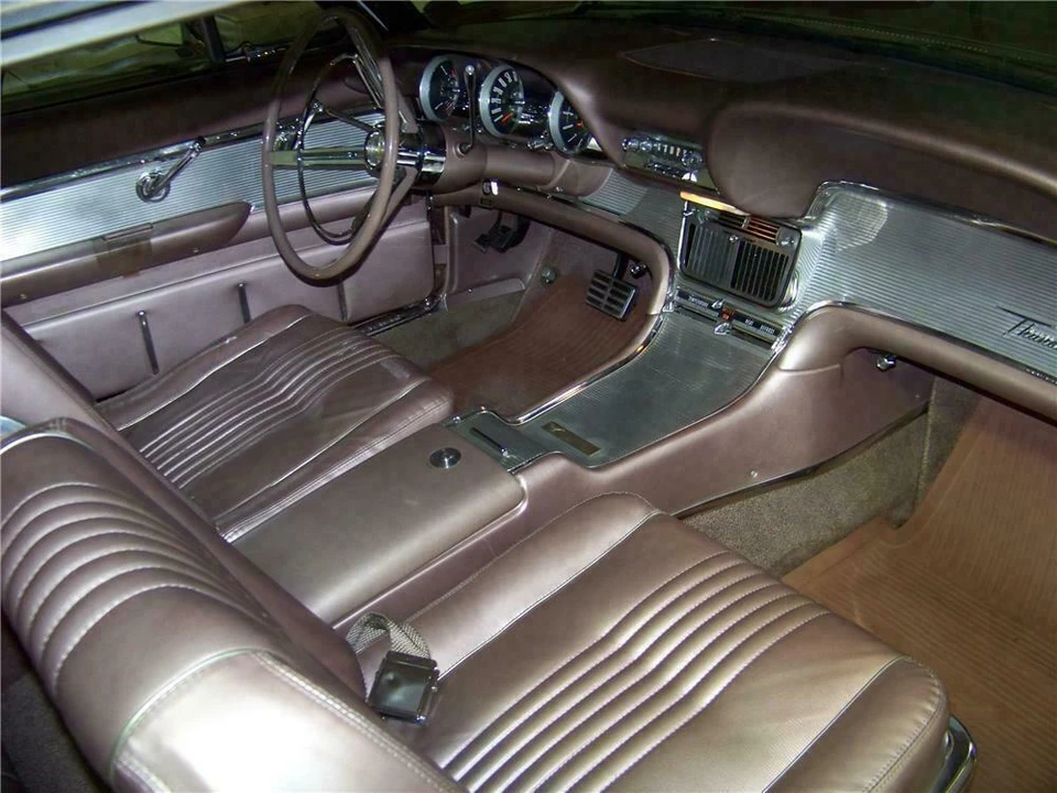 1963 Ford Thunderbird 3rd Gen - Image 4 of 5