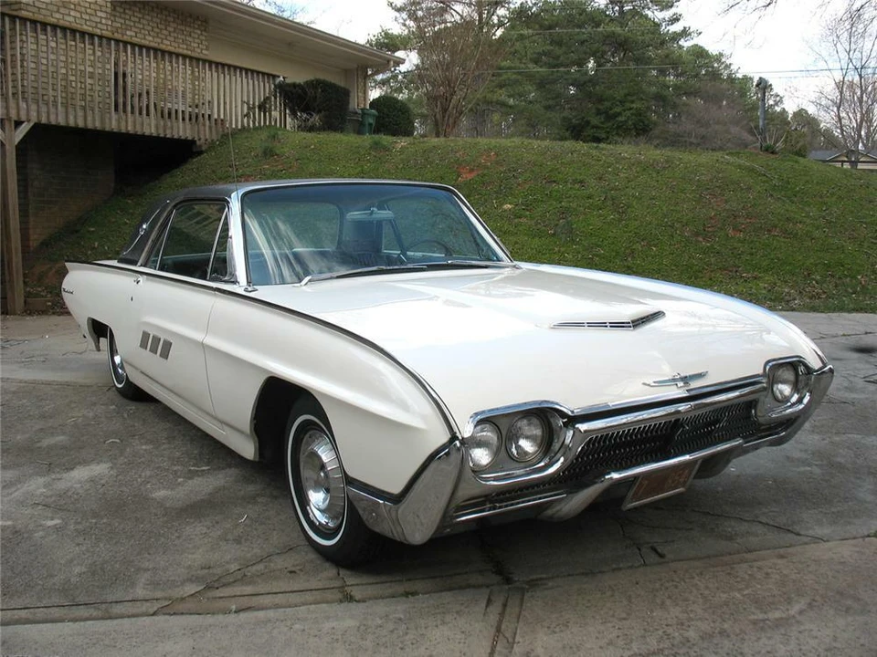 1963 Ford Thunderbird 3rd Gen - Image 2 of 5