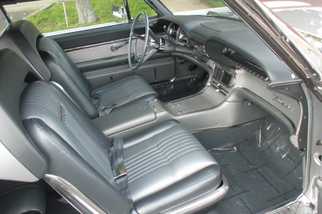 1963 Ford Thunderbird 3rd Gen - Image 4 of 5