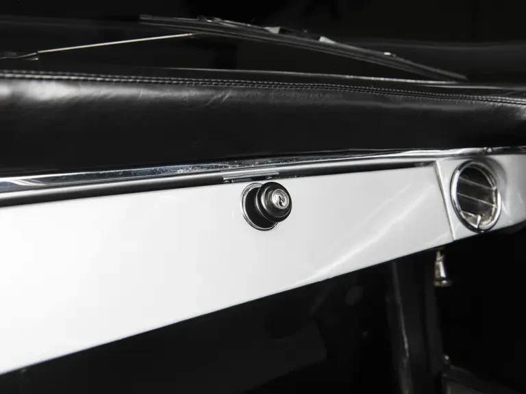 1963 Ferrari 250 GTE - Image 25 of 31