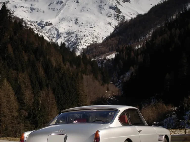 1963 Ferrari 250 GTE - Image 3 of 9