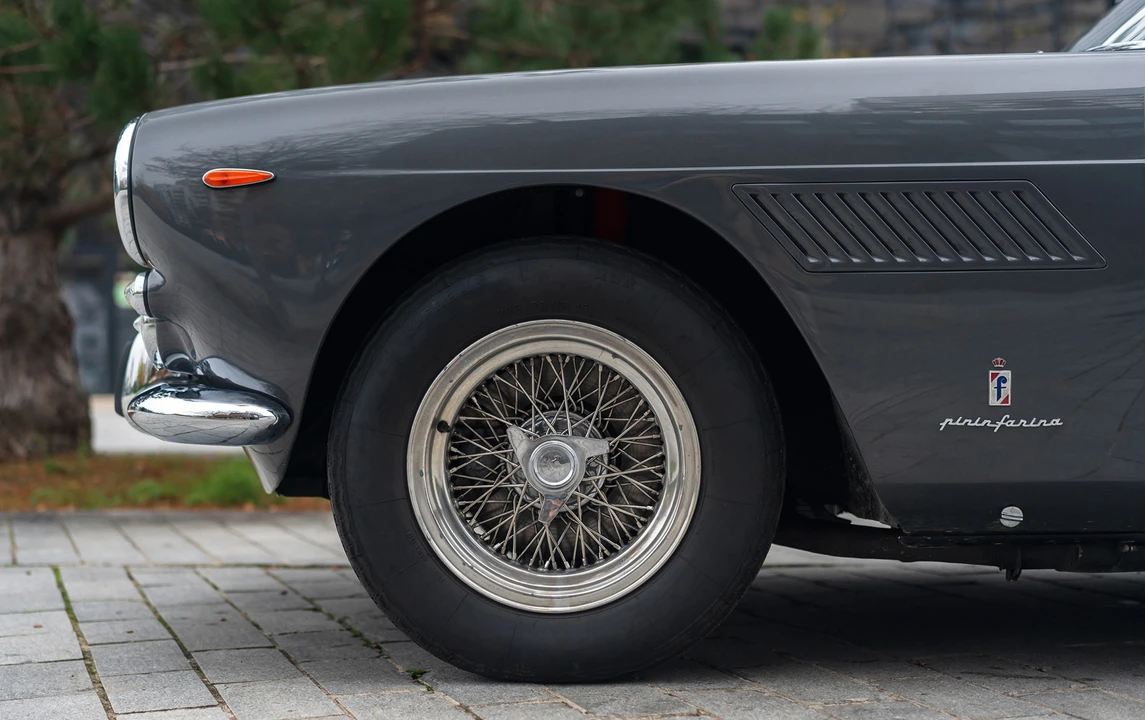 1963 Ferrari 250 GTE - Image 18 of 19