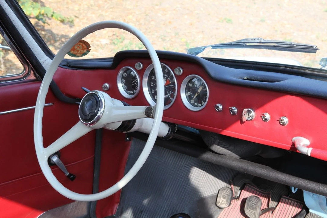 1963 Fiat 600 Vignale - Image 7 of 17