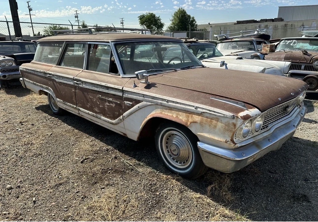 1963 Ford Country Squire - Image 2 of 20