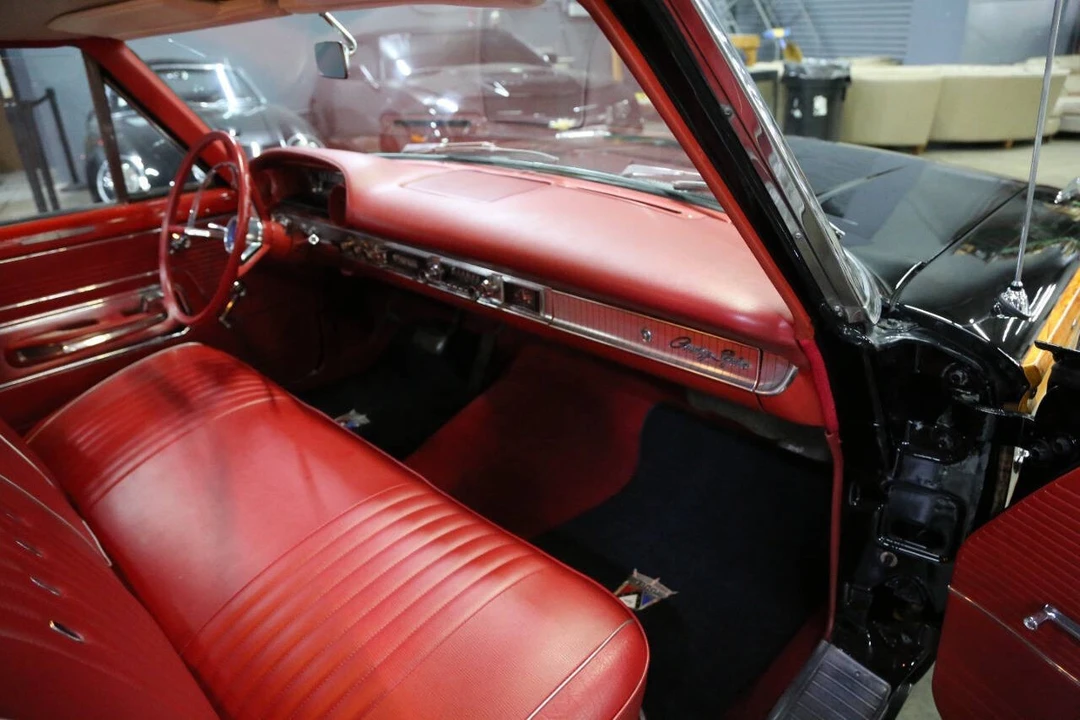1963 Ford Country Squire - Image 14 of 31