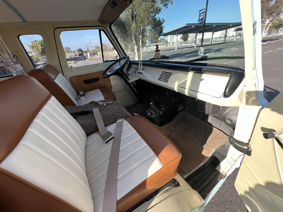 1963 Ford Econoline Van - Image 27 of 31