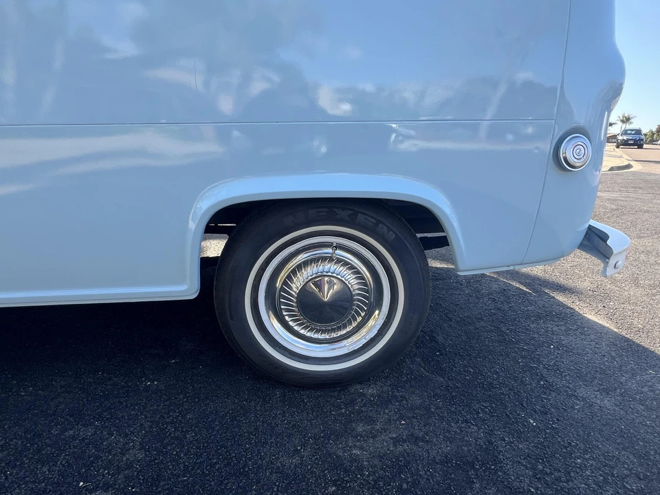 1963 Ford Econoline Van - Image 14 of 31
