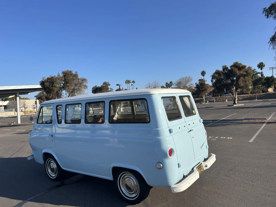1963 Ford Econoline Van - Image 8 of 31