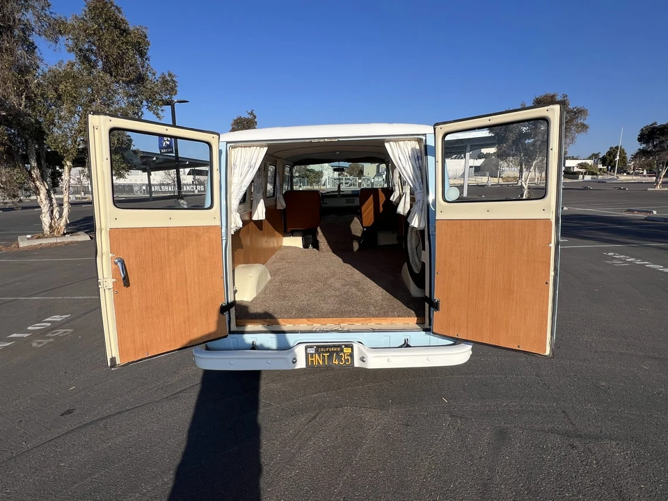 1963 Ford Econoline Van - Image 29 of 31