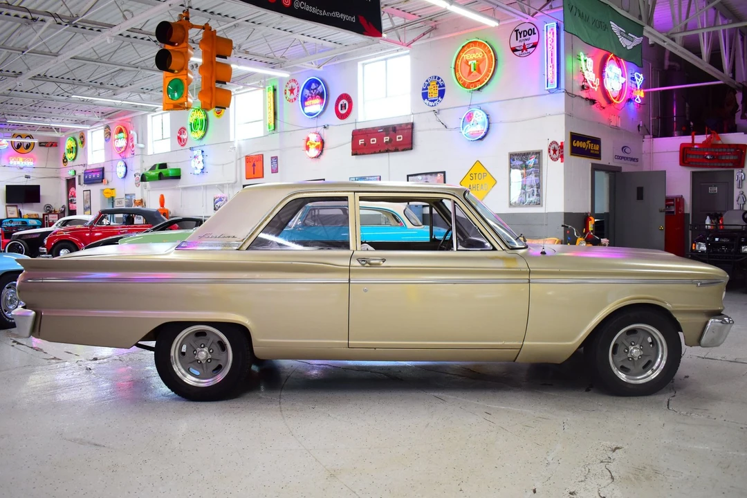 1963 Ford Fairlane 4th Gen - Image 4 of 20