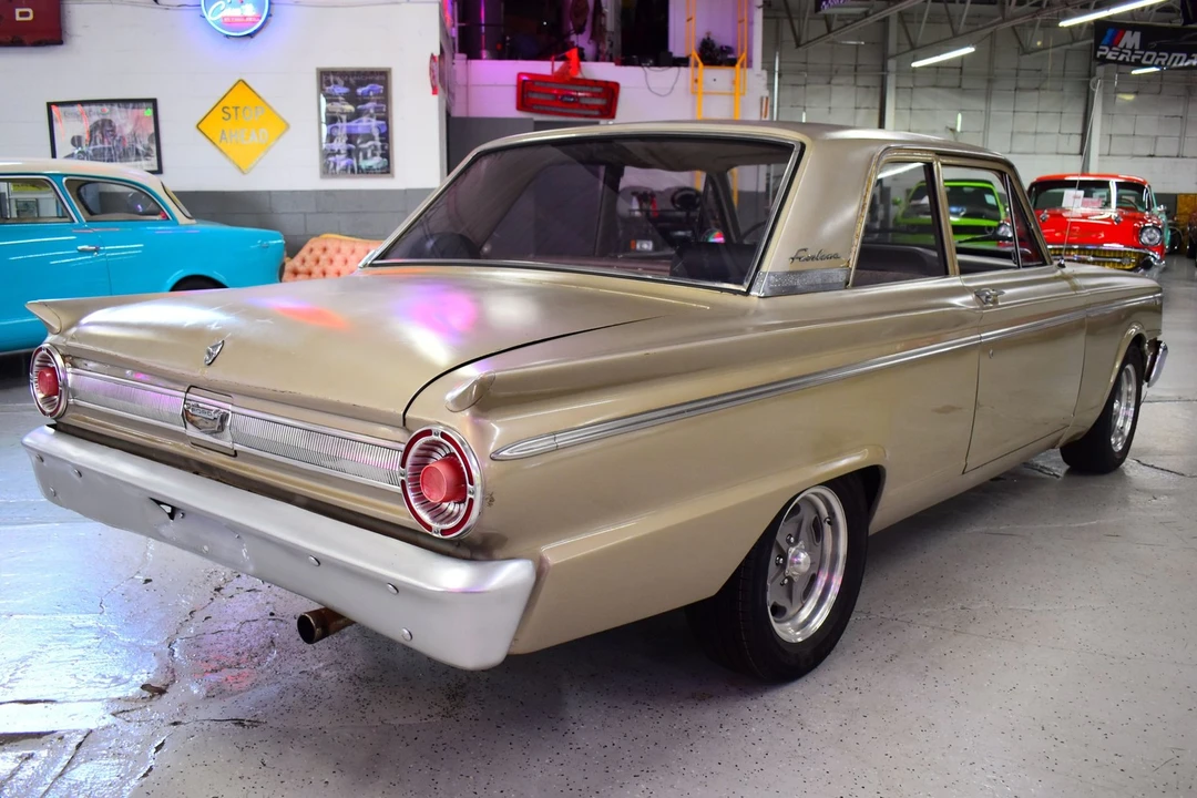 1963 Ford Fairlane 4th Gen - Image 9 of 20