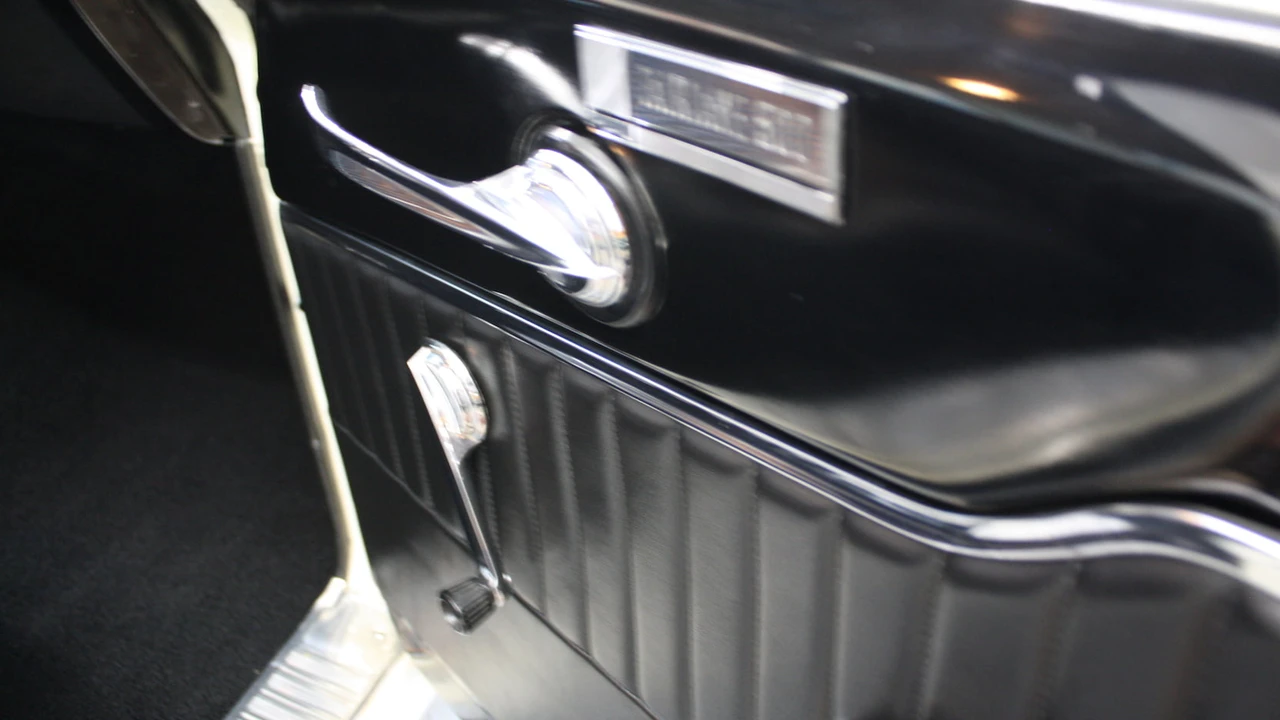1963 Ford Fairlane - Image 13 of 19