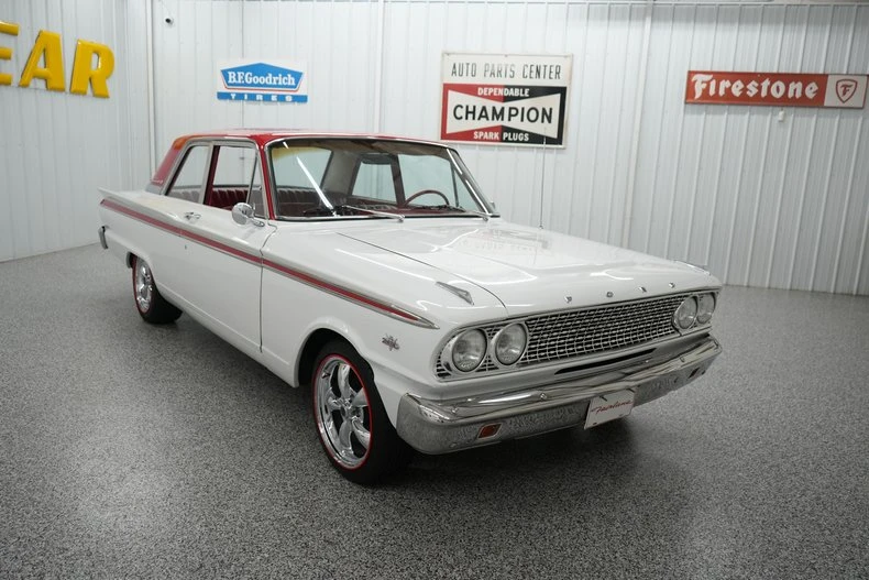 1963 Ford Fairlane 4th Gen - Image 23 of 31