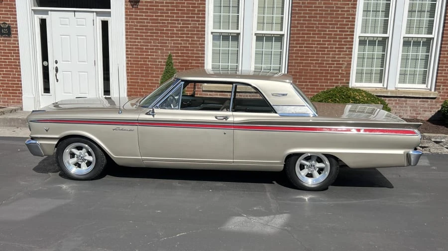 1963 Ford Fairlane - Image 2 of 10