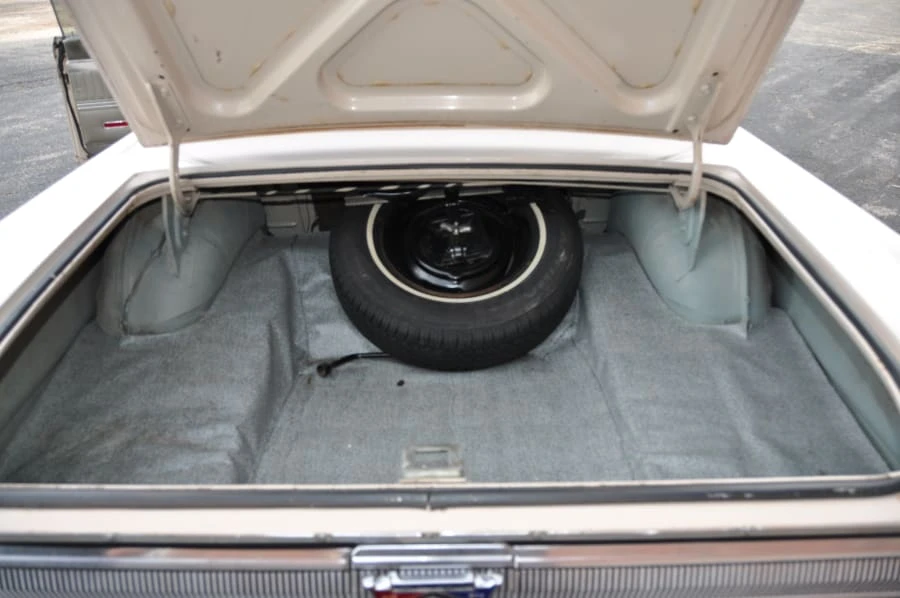 1963 Ford Fairlane 4th Gen - Image 9 of 10