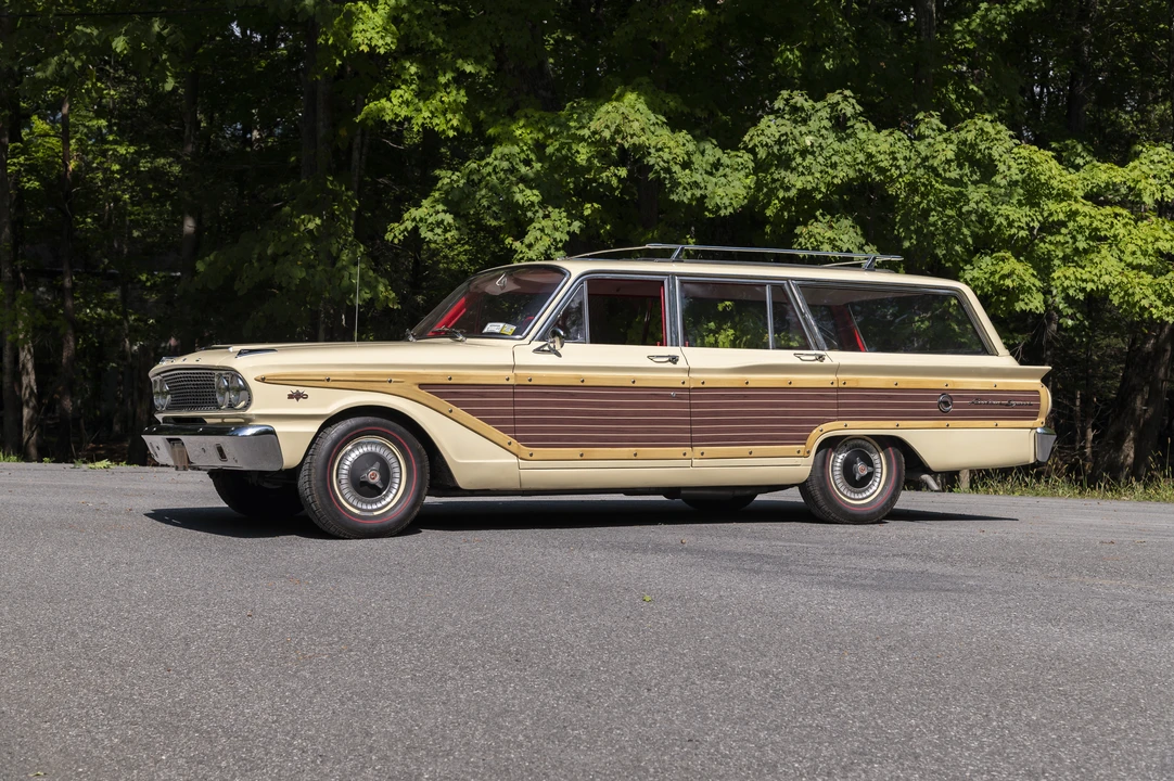 1963 Ford Country Squire - Image 13 of 31