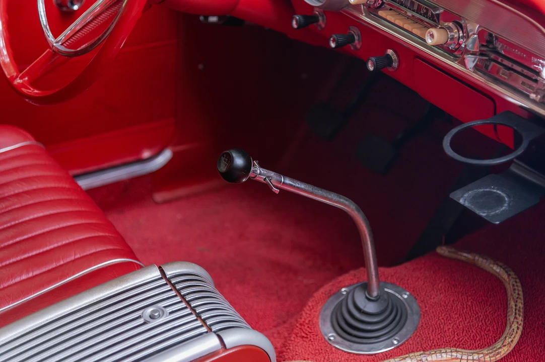 1963 Ford Country Squire - Image 25 of 31