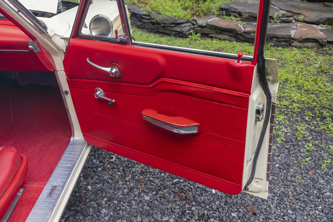 1963 Ford Country Squire - Image 26 of 31