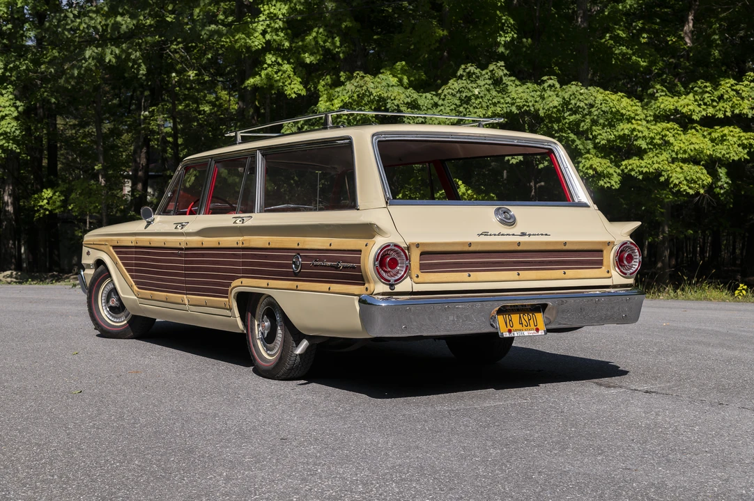 1963 Ford Country Squire - Image 4 of 31