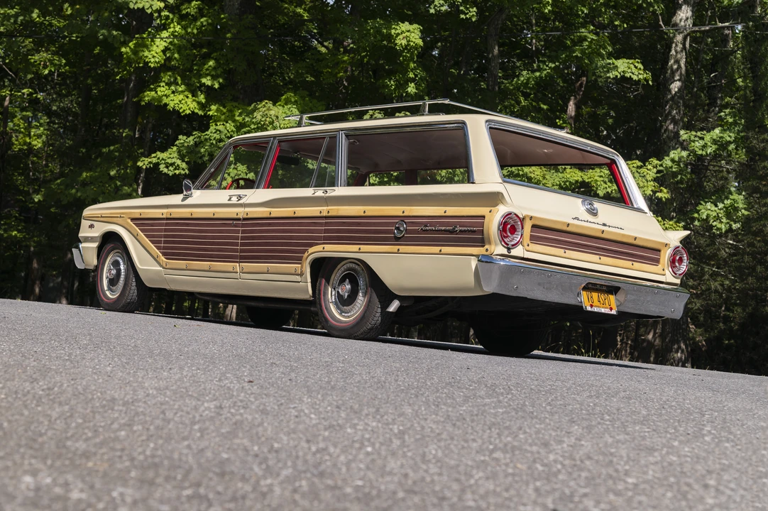 1963 Ford Country Squire - Image 5 of 31