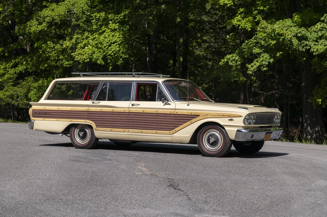 1963 Ford Country Squire - Image 10 of 31
