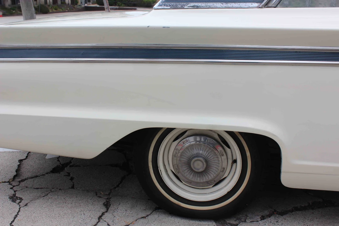 1963 Ford Fairlane 4th Gen - Image 27 of 31