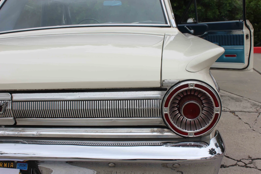 1963 Ford Fairlane 4th Gen - Image 17 of 31