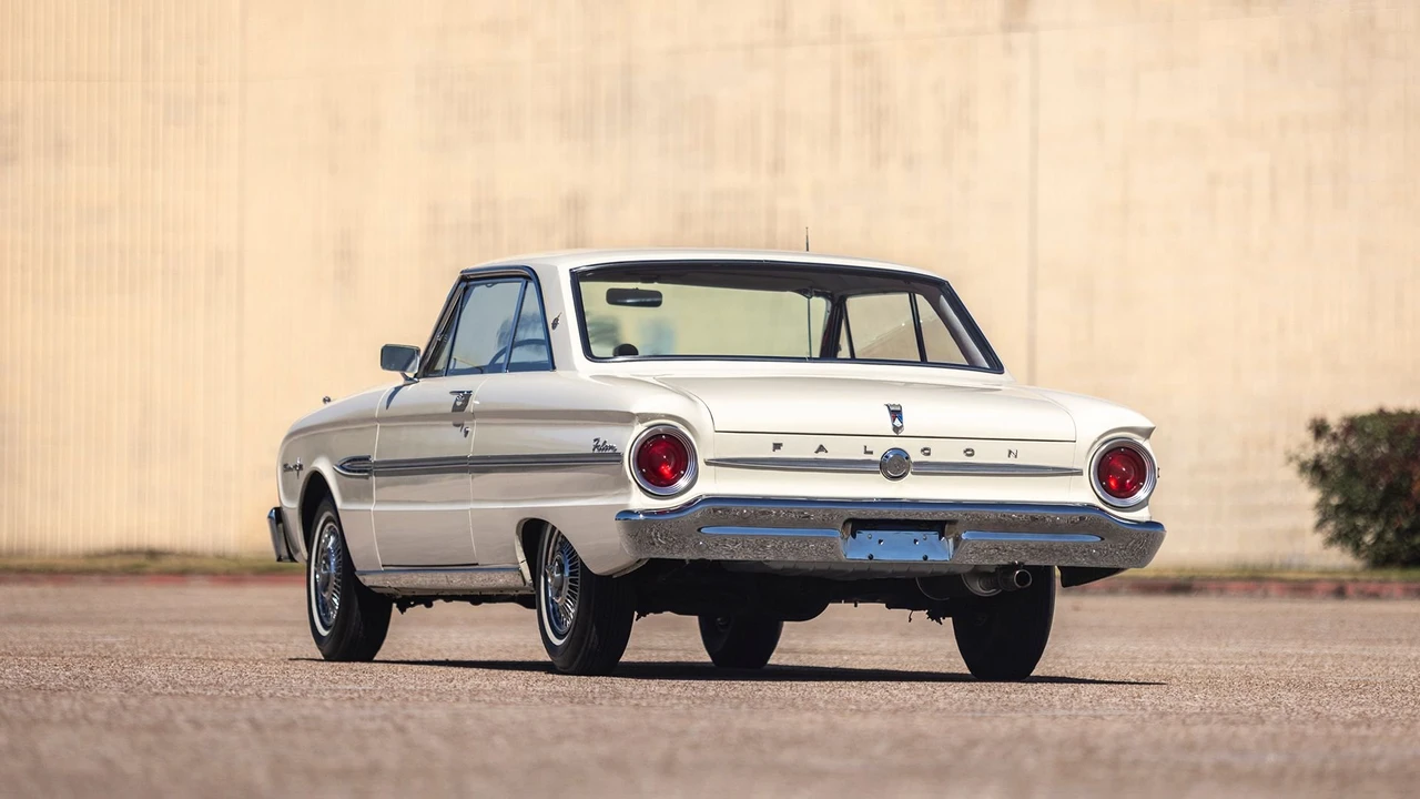 Ford Falcon 1st Gen - Image 16 of 31