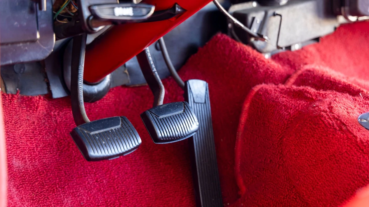 Ford Falcon 1st Gen - Image 27 of 31
