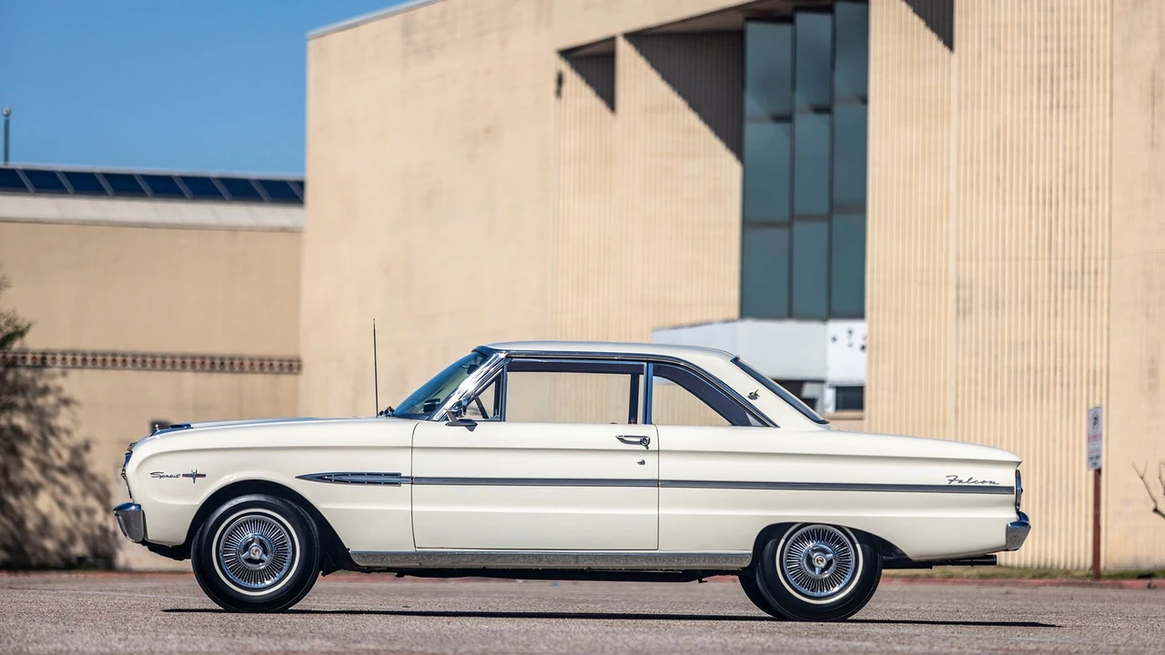 Ford Falcon 1st Gen - Image 14 of 31