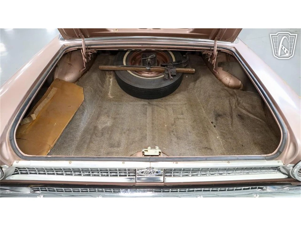 1963 Ford Galaxie 2nd Gen - Image 10 of 31