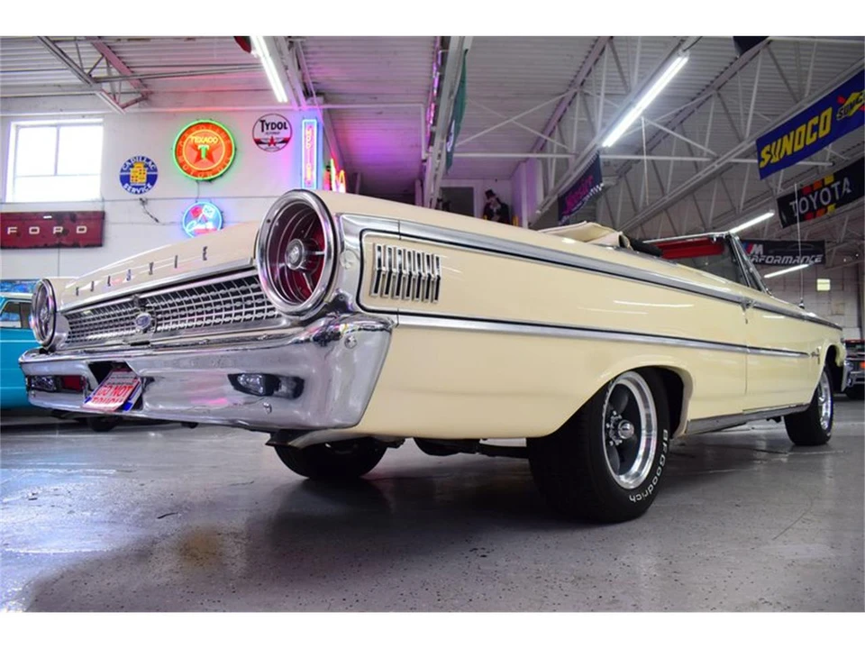 1963 Ford Galaxie 2nd Gen - Image 13 of 31