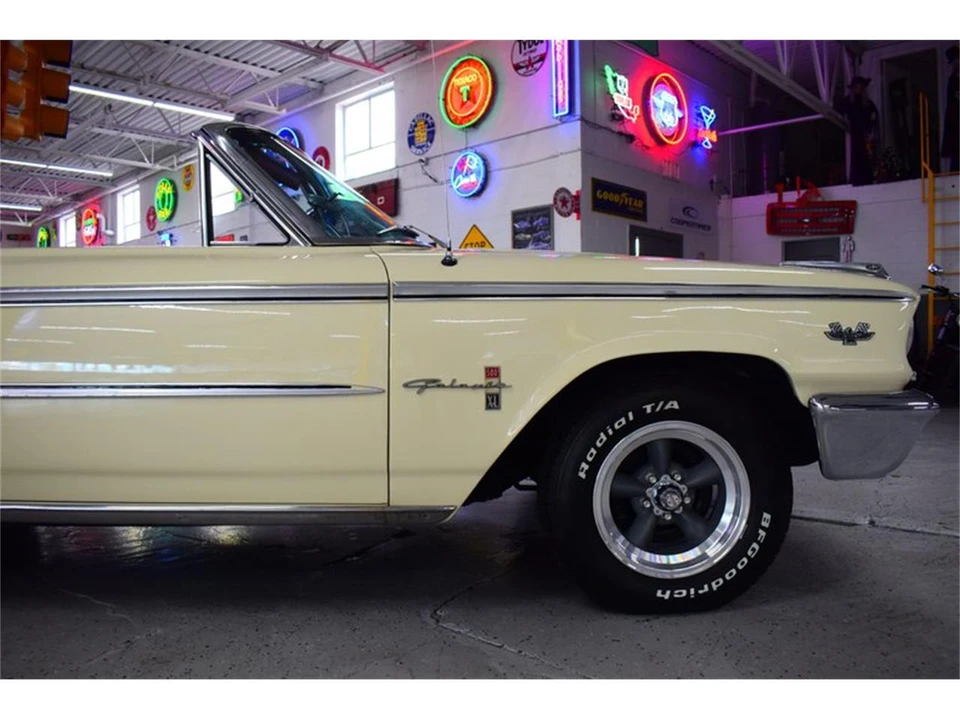 1963 Ford Galaxie 2nd Gen - Image 10 of 31