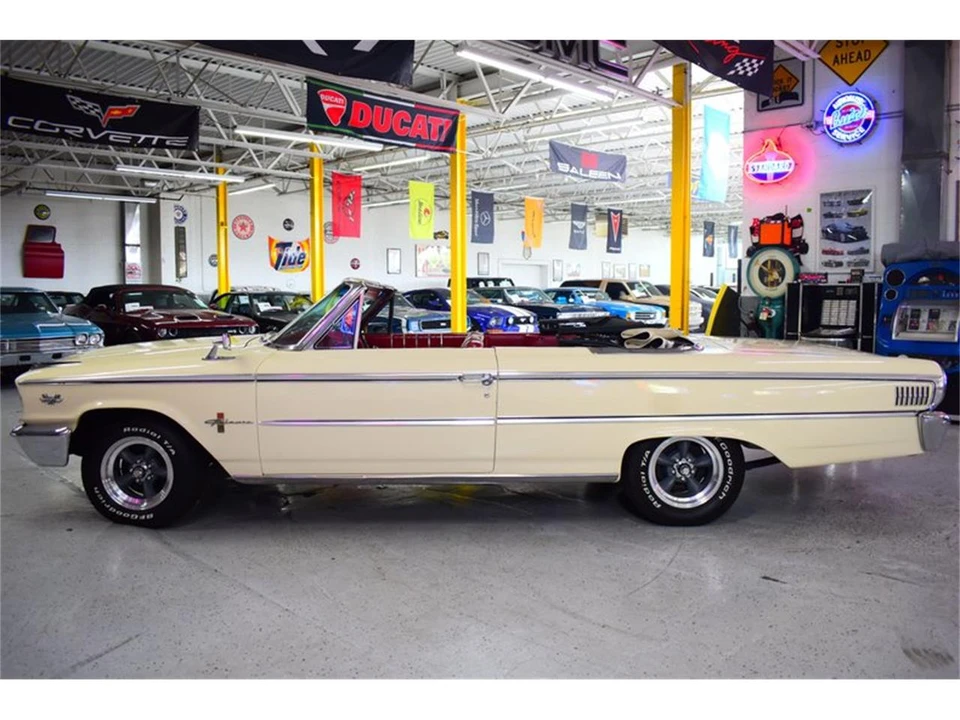 1963 Ford Galaxie 2nd Gen - Image 20 of 31