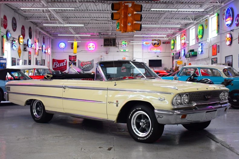 1963 Ford Galaxie 2nd Gen - Image 2 of 31
