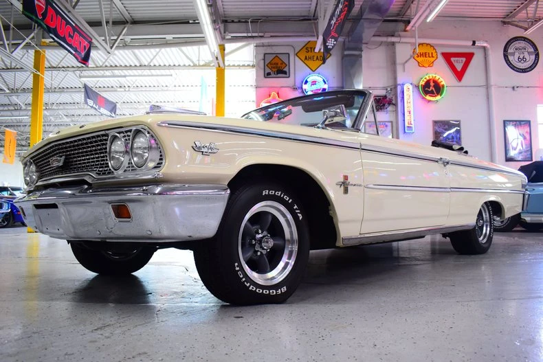 1963 Ford Galaxie 2nd Gen - Image 30 of 31