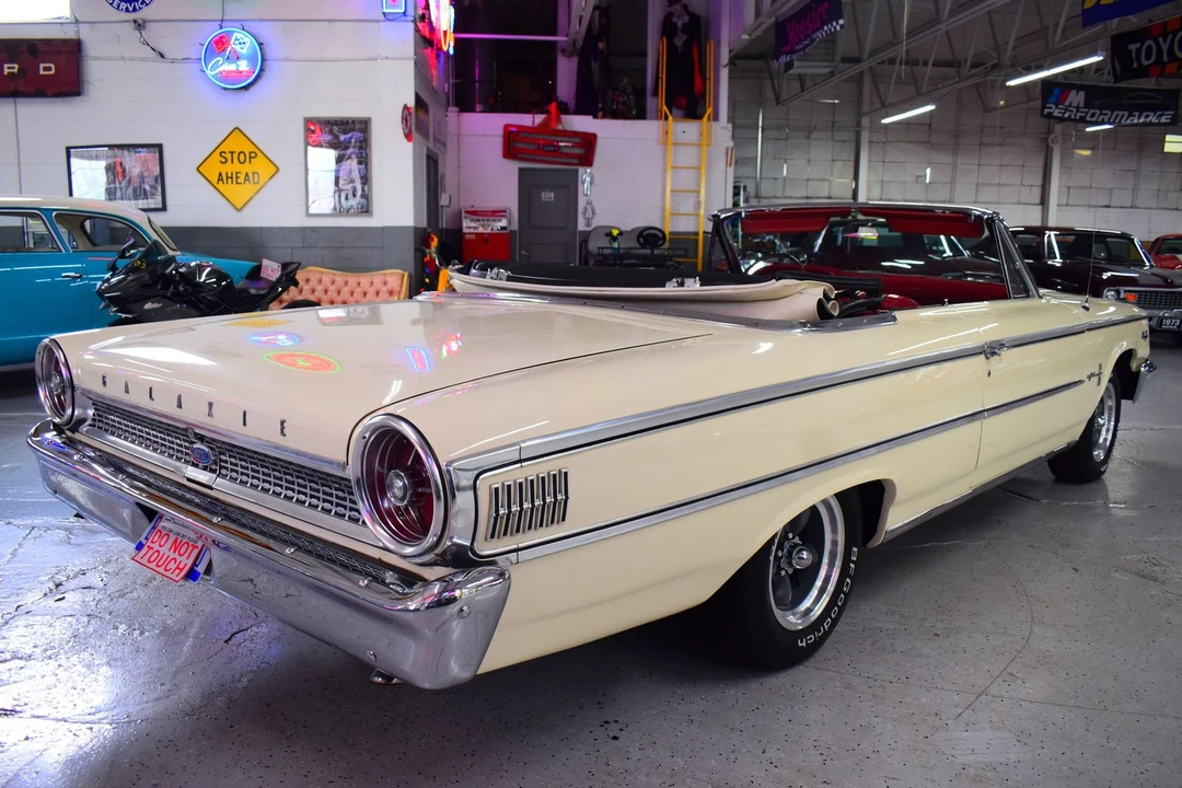 1963 Ford Galaxie 2nd Gen - Image 11 of 20