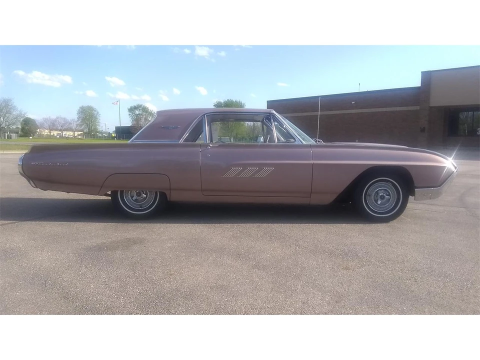 1963 Ford Thunderbird 3rd Gen - Image 6 of 31