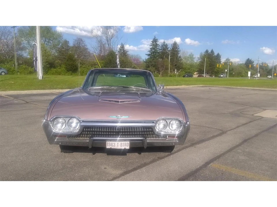 1963 Ford Thunderbird 3rd Gen - Image 5 of 31